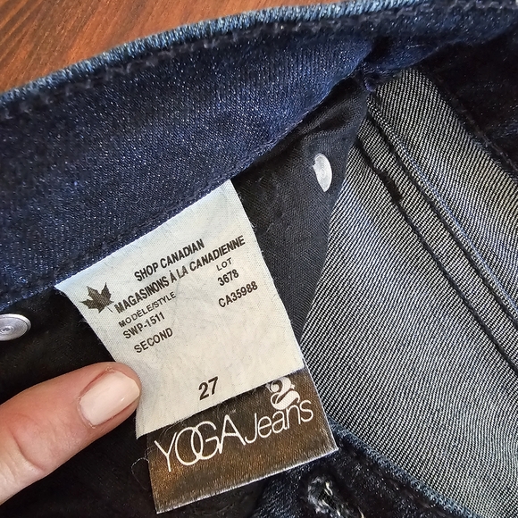 YOGA jeans. Size 27. Like new. - Picture 7 of 7
